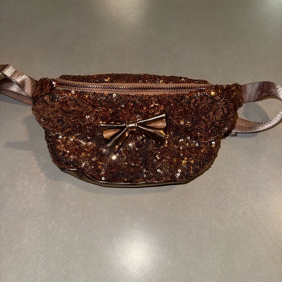 Loungefly Disney Parks Minnie Rose Gold Fanny Pack - Picture 1 of 5
